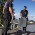 Sådan lægges tagpap af professionelle tagmænd i praksis
